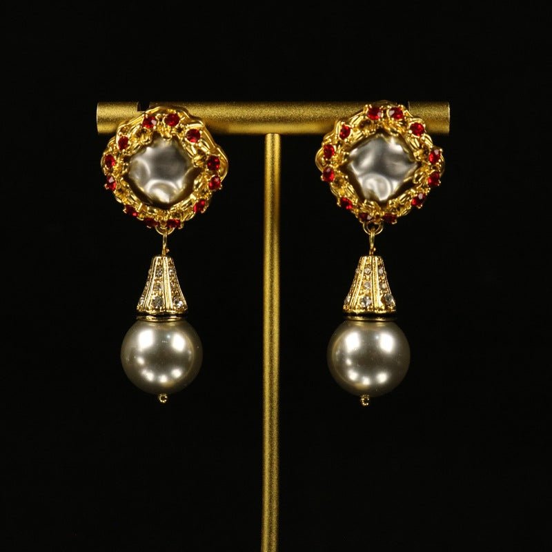 The Frozen Queen's Pearls — Necklace & Earrings Set