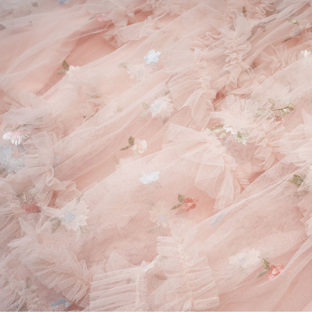 🪽 Robe Longue « Rosée des Anges » – Tulle Brodé Rose Poudré