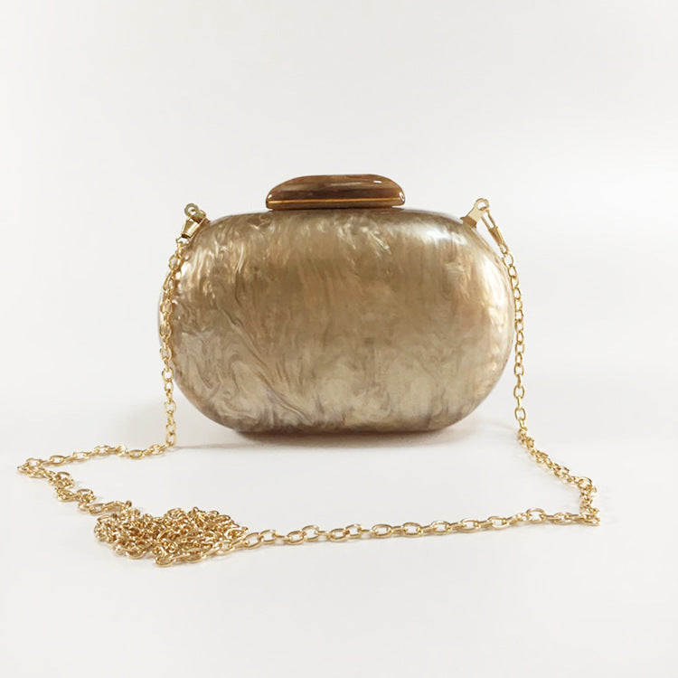 Minaudière Nacre Éternelle – Sac Bijou Perlé