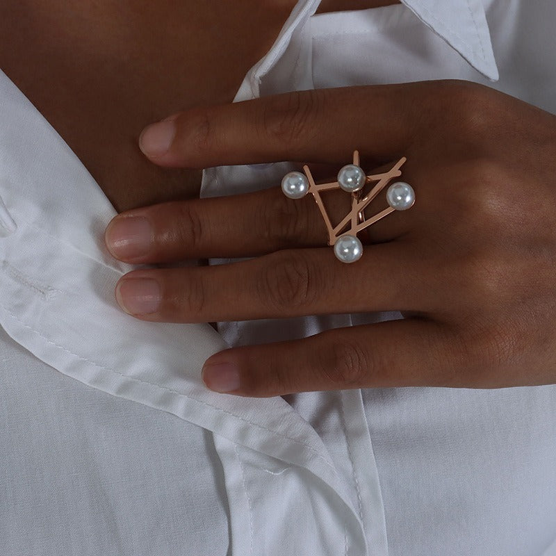 🖤 Parure « Sigil Céleste » – Bracelet & Bague Dorés aux Perles