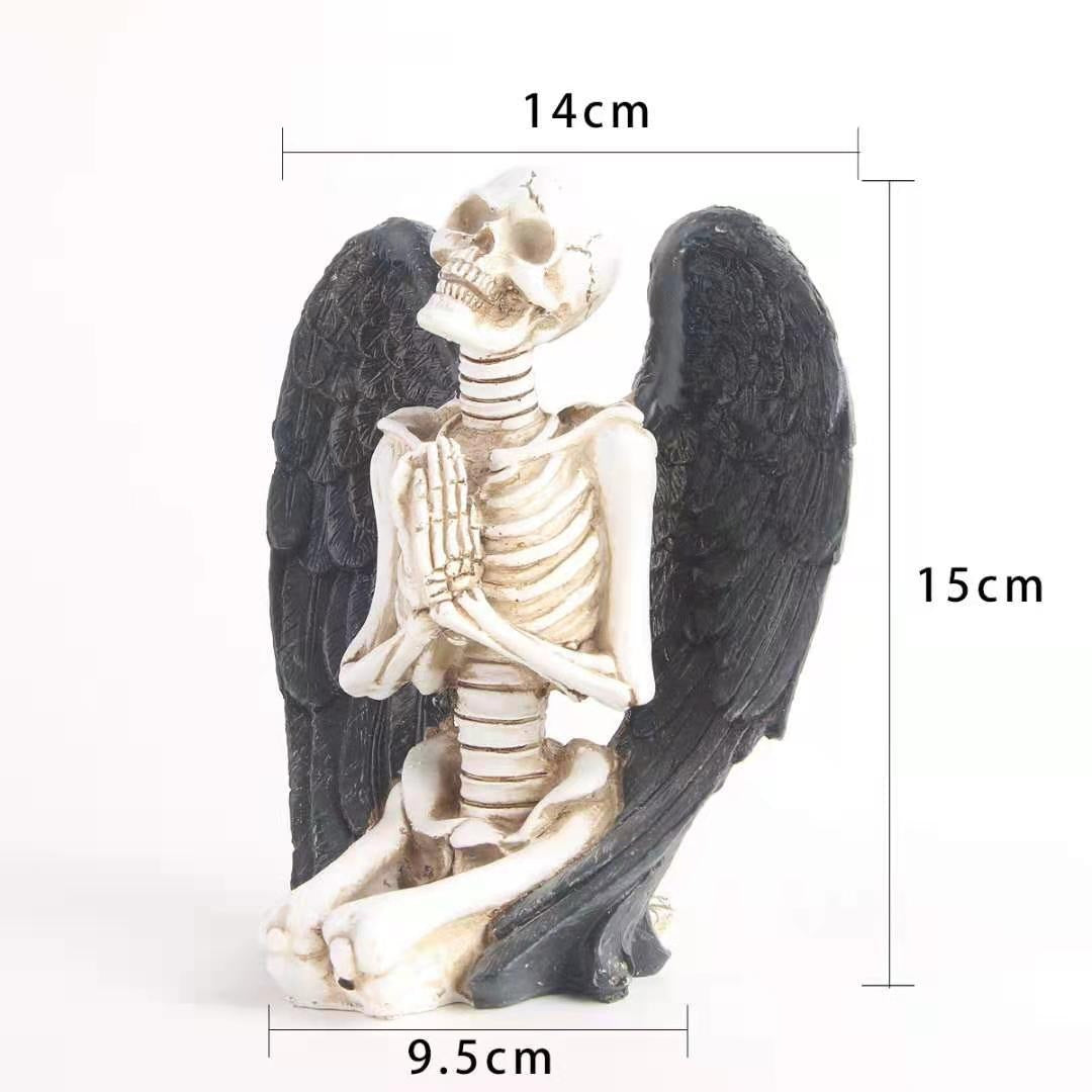 L’Ange Condamné — Figurine Squelette aux Ailes Noires