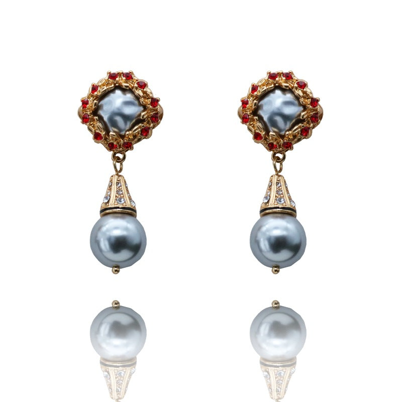 The Frozen Queen's Pearls — Necklace & Earrings Set