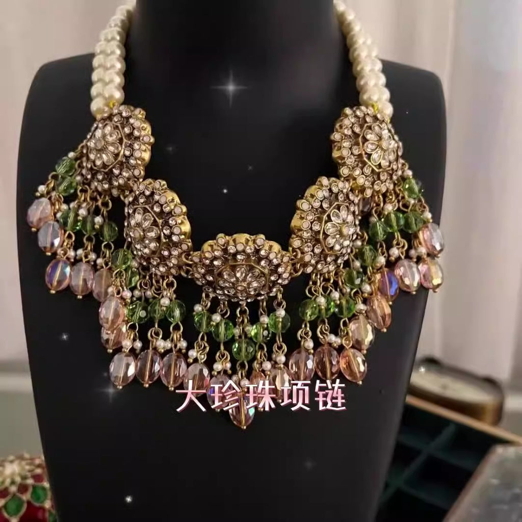 Parure des Oracles d’Abysses – Collier & Boucles Baroques