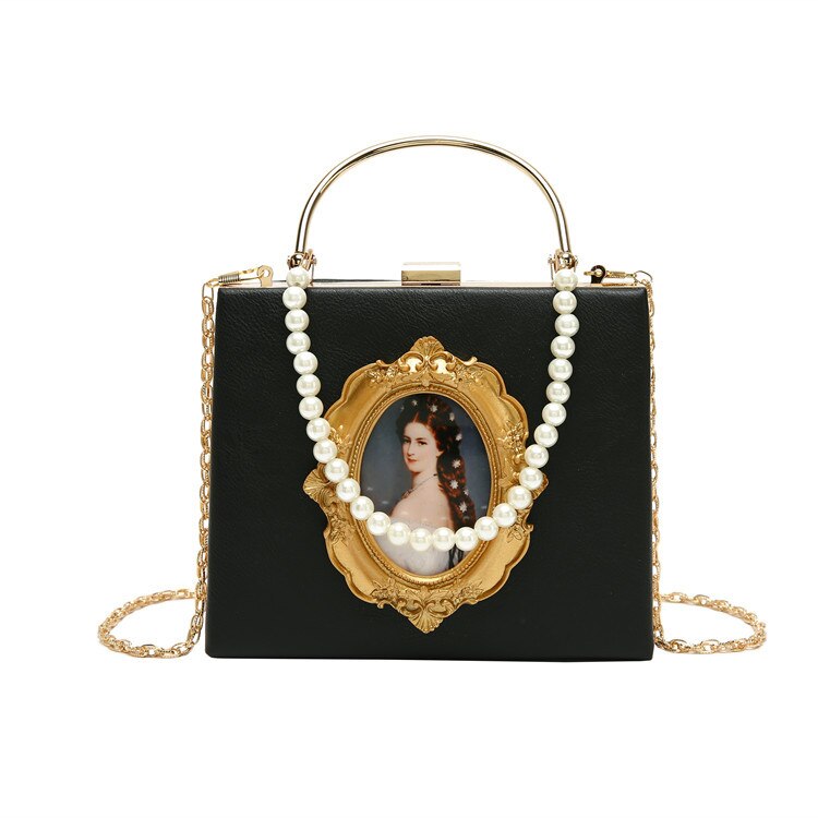 Minaudière Camée Héritage – Perles & Portrait Baroque