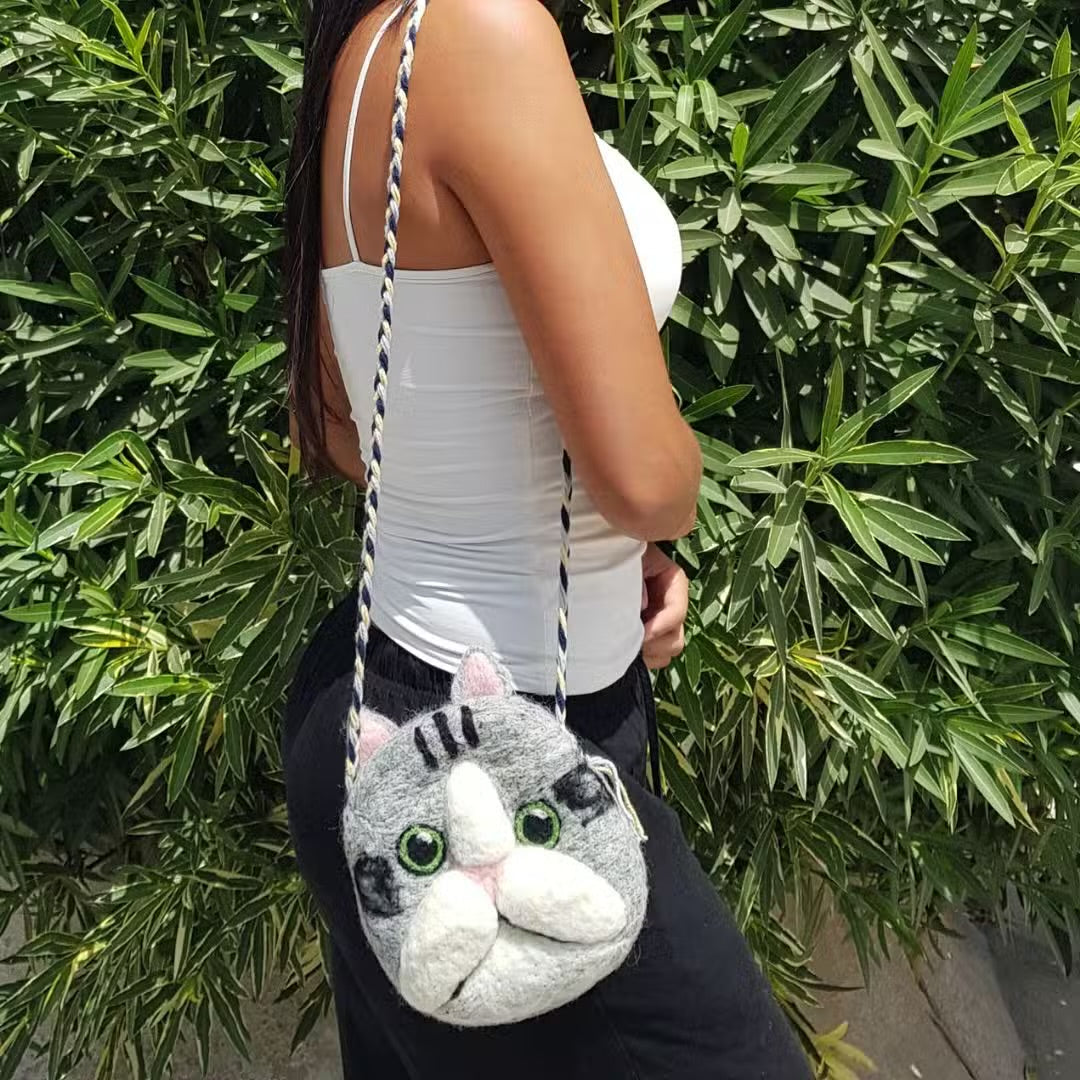 Sac Chat Mystique en Feutre – Bandoulière Artisanale