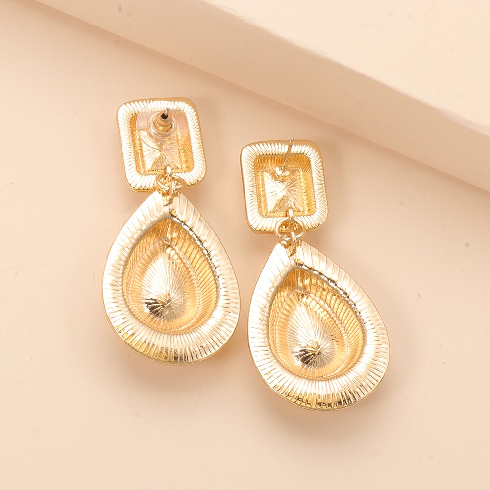 Les Larmes de la Diseuse de Bonne Aventure — Boucles d’Oreilles Cristal
