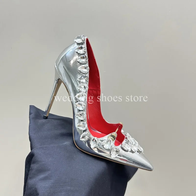 Escarpins Reine Noire – Cristaux Baroques & Talons aiguilles
