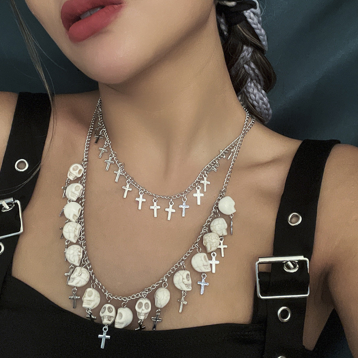Les Reliques de Minuit — Collier Crânes & Croix