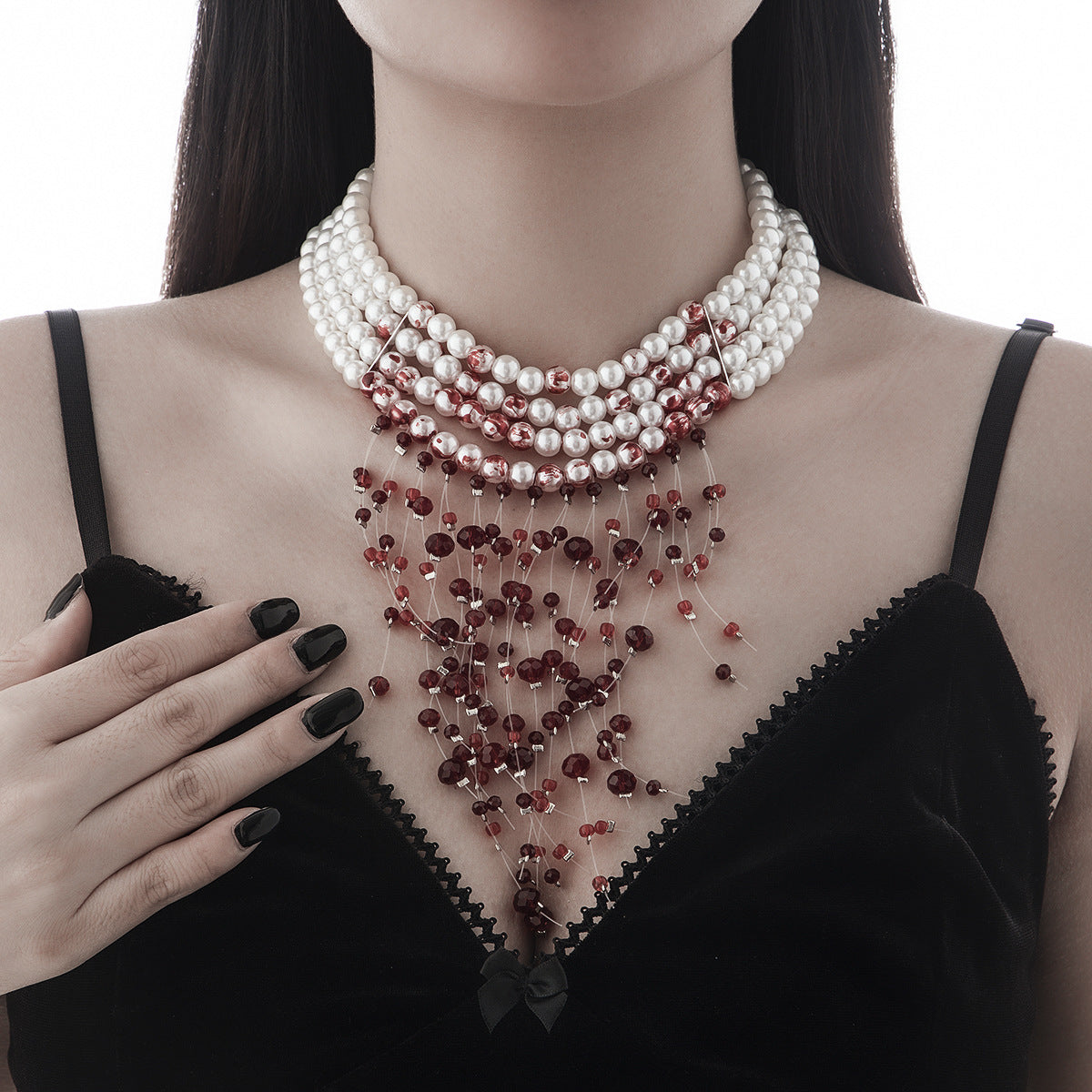Le Collier de la Comtesse Sanglante