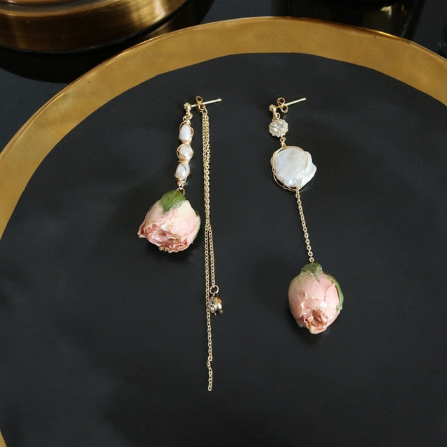 🌹 Les Perles de la Rose Engloutie — Boucles d’Oreilles Baroques