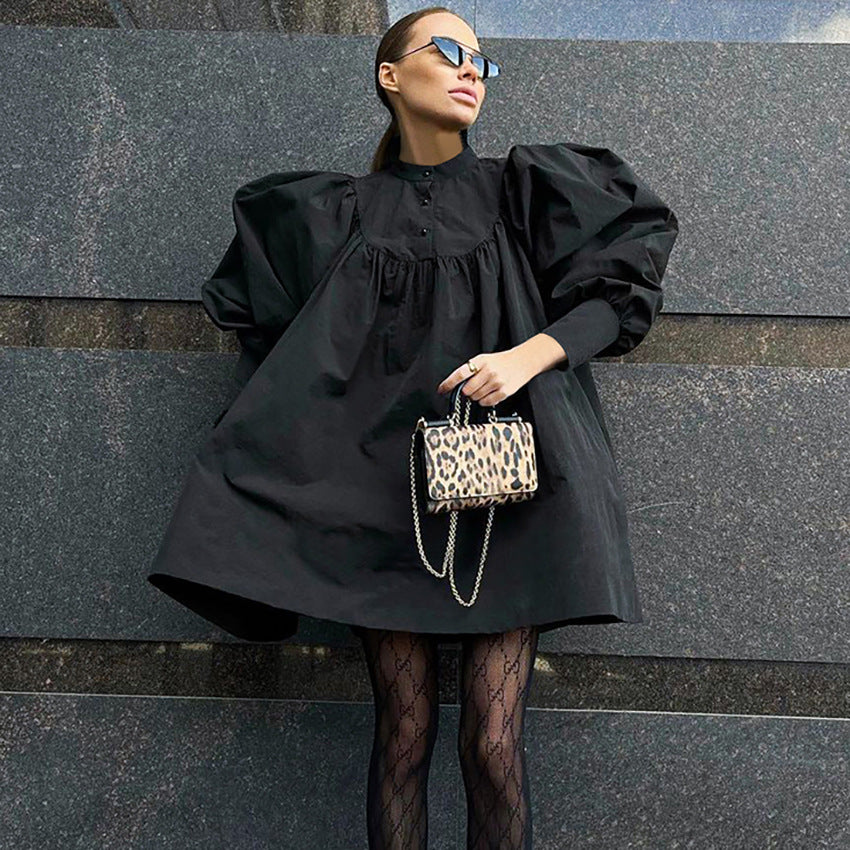 Robe Noire Éclipse – Manches Bouffantes Gothiques