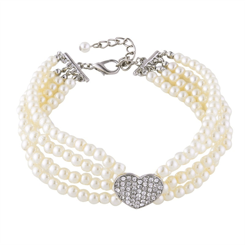 Collier de Perles au Cœur Scintillant — Chien & Chat