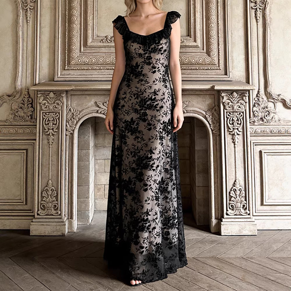 The Black Veil — Long lace dress