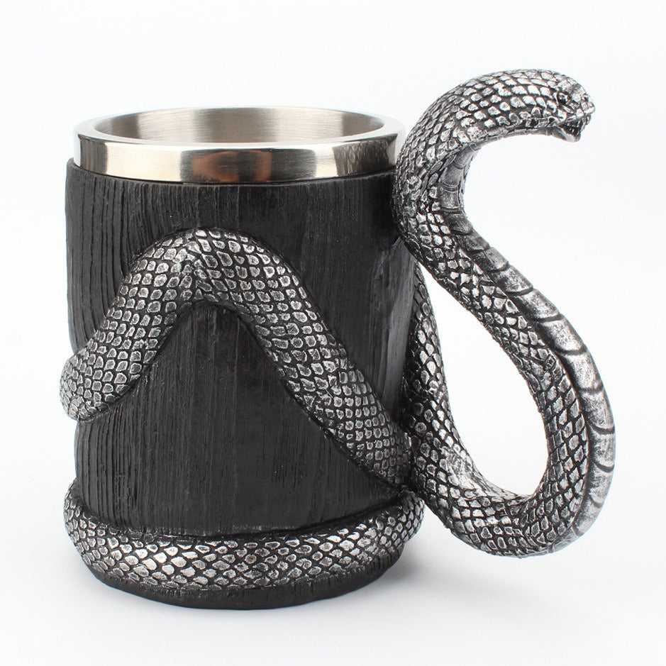 Obsidian Venom – Schwarzer Kobrapokal