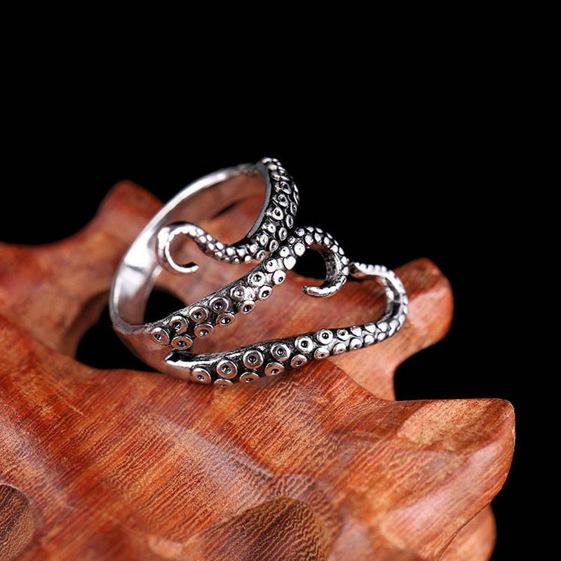 L’Étreinte des Abysses — Bague Tentacules