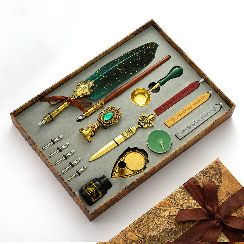 Coffret de Calligraphie Occulte – Plume Ancienne & Sceau
