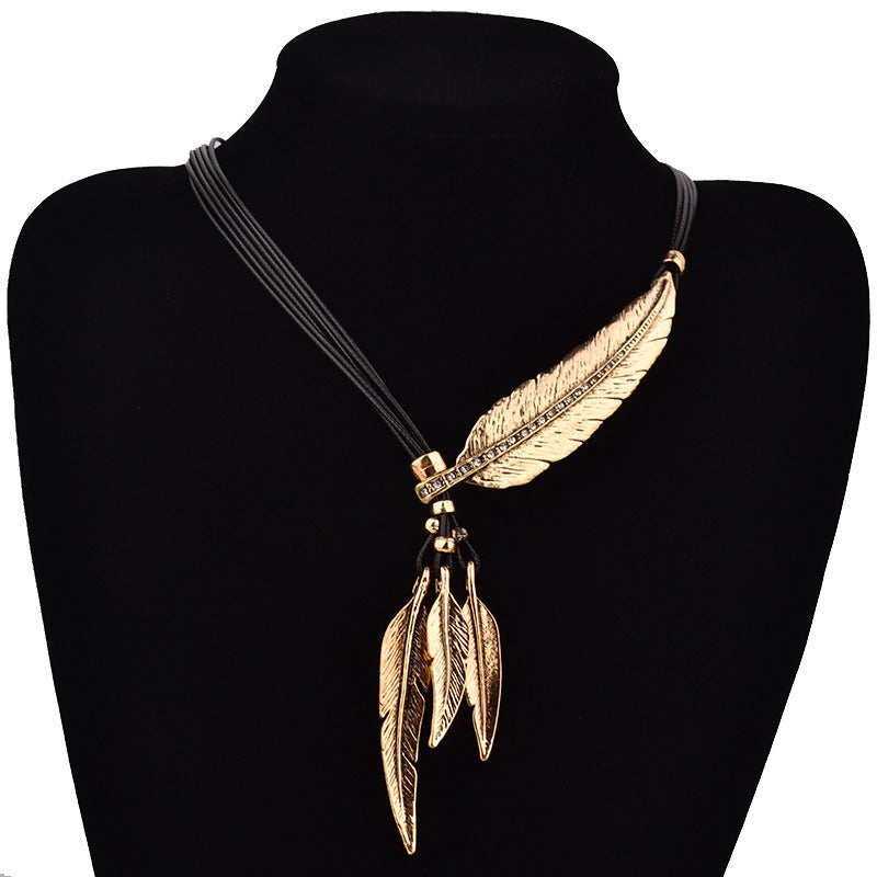 Collier Talisman des Plumes – Gypsy Witch
