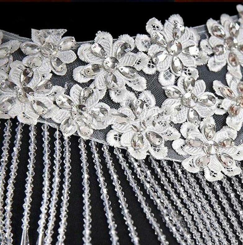 Épaulière de Cristal – Parure de Givre