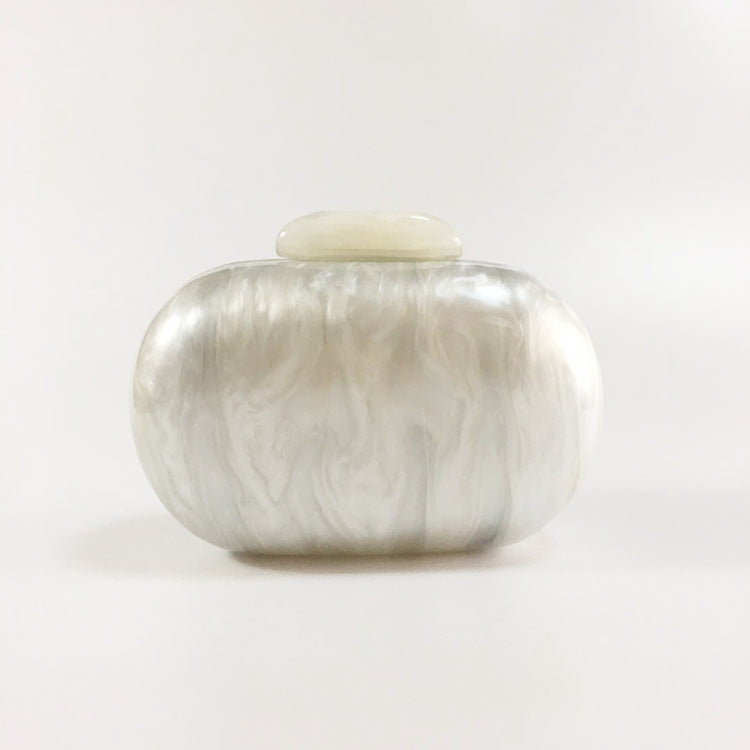 Minaudière Nacre Éternelle – Sac Bijou Perlé