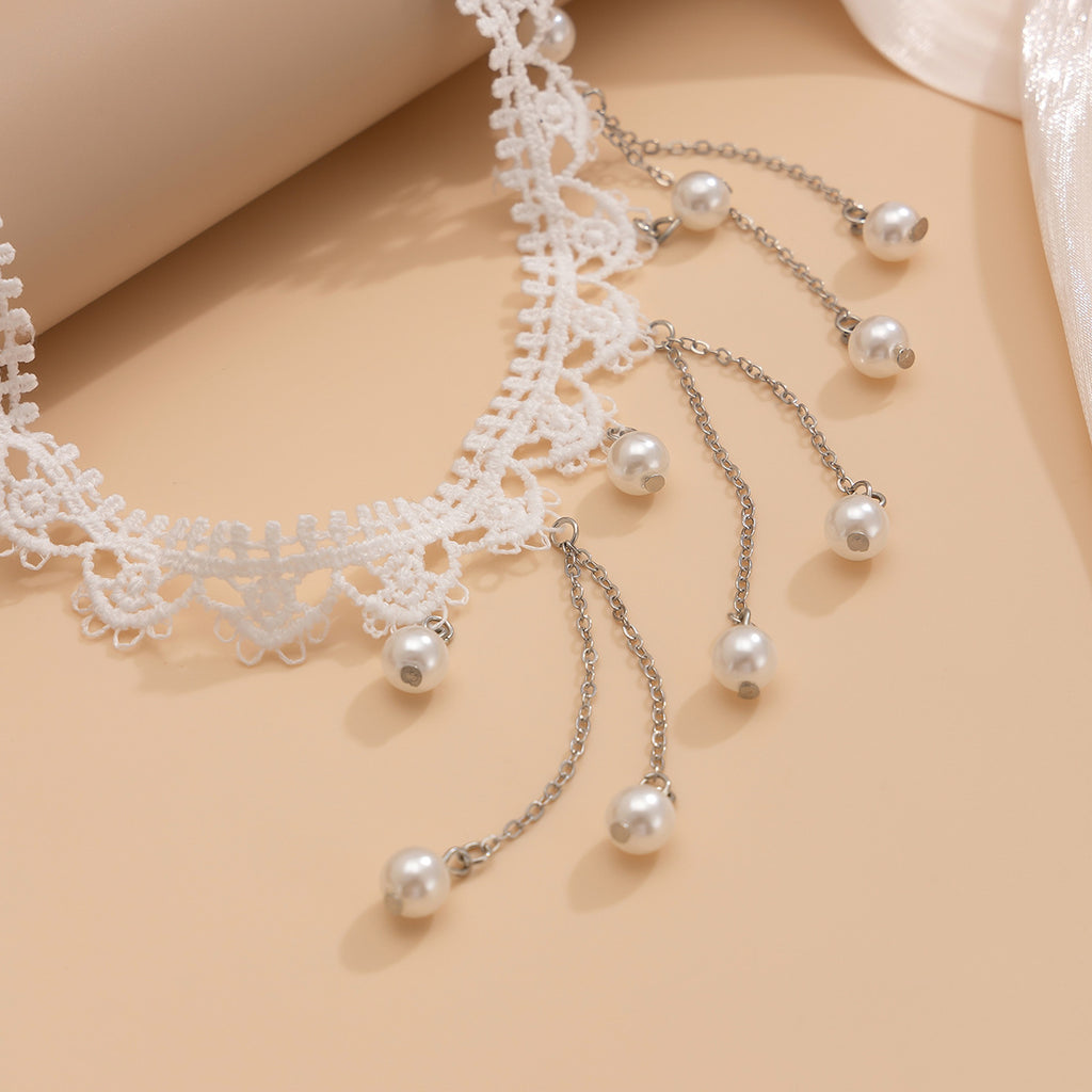 Collier Victorien en Dentelle & Perles – Éclat d’Ivoire