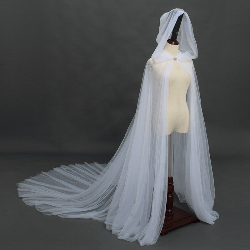 Cape Nocturne — Tulle à Capuche & Longue Traîne