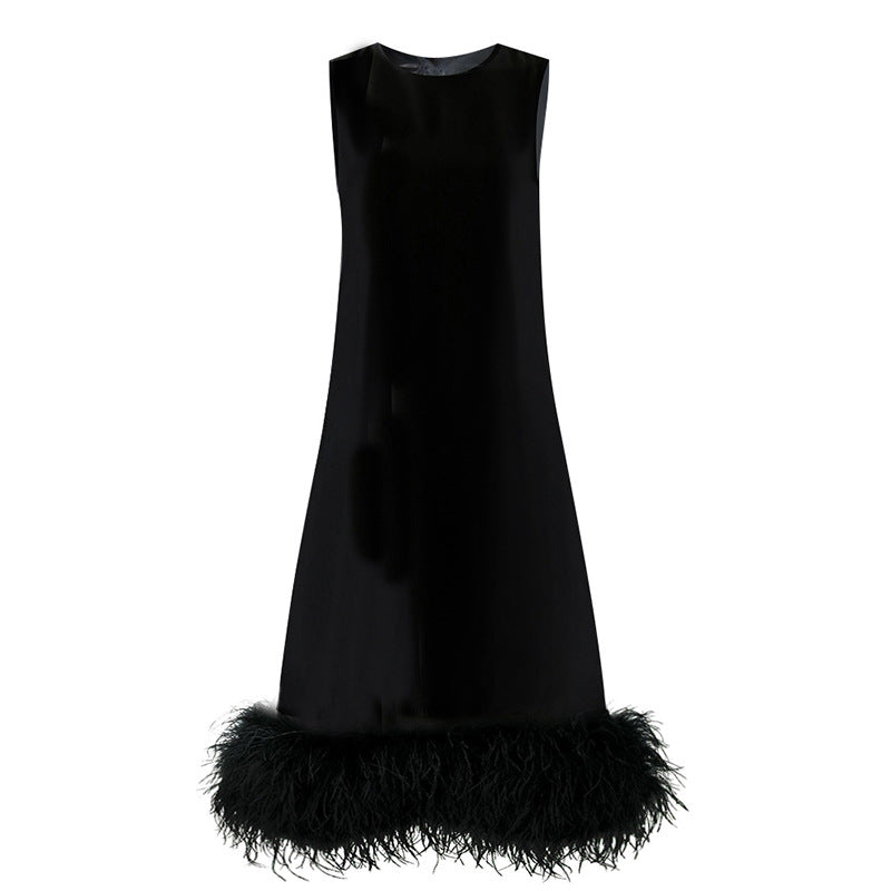 Robe Longue Hivernale à Plumes – Noire ou Blanche