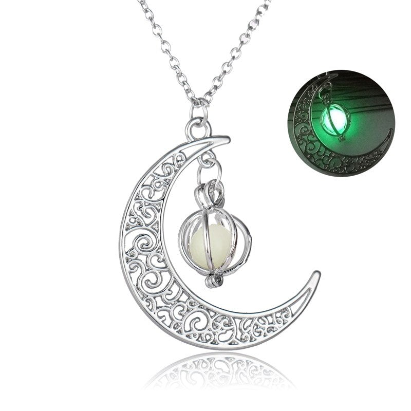Lueur de Salem — Collier Lune & Citrouille Lumineuse