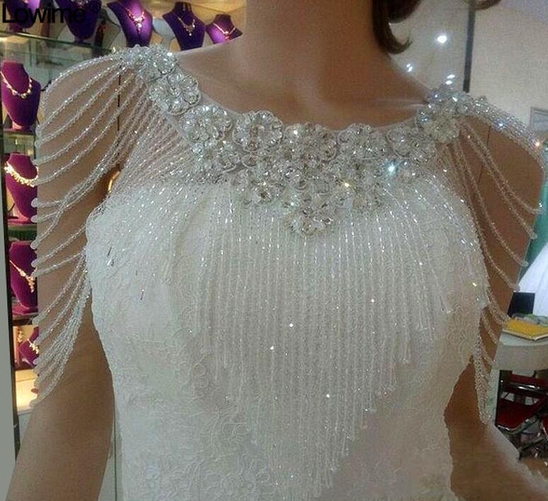 Épaulière de Cristal – Parure de Givre