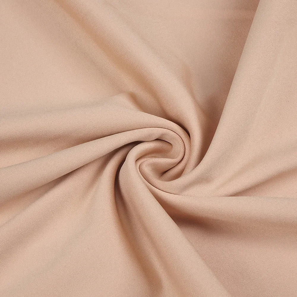 🖤 Robe longue « Mirage d’Obsidienne » – Nude & dentelle noire