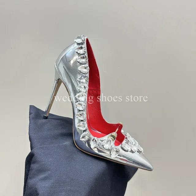 Escarpins Reine Noire – Cristaux Baroques & Talons aiguilles