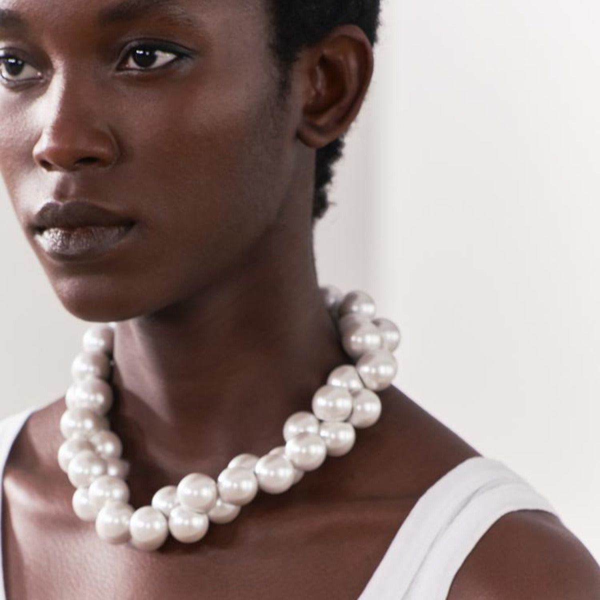 The Winter Queen's Pearls — Baroque Necklace
