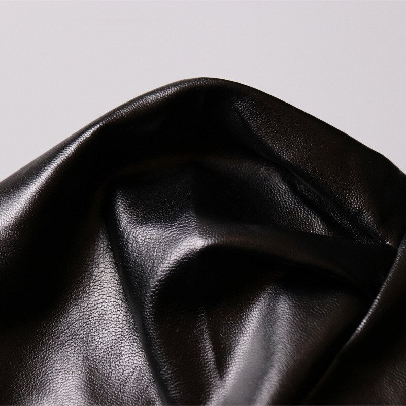 Veste Victorienne Noire en Similicuir – Manches Bouffantes & Nœud