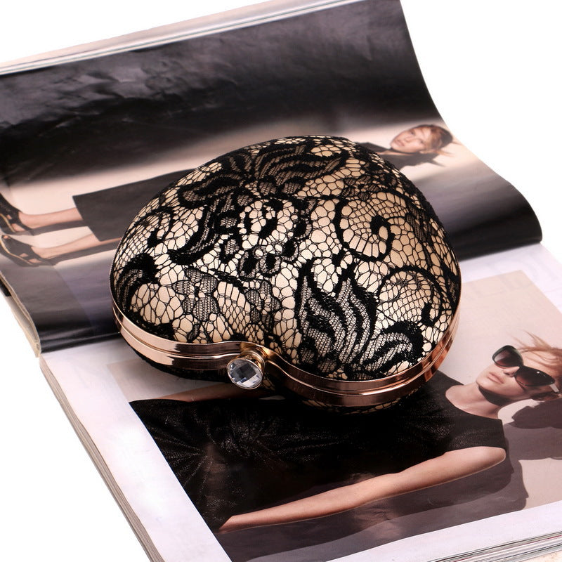 Minaudière Cœur de Dentelle – Boudoir des Ombres