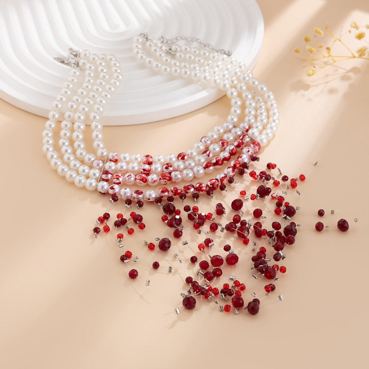 Le Collier de la Comtesse Sanglante