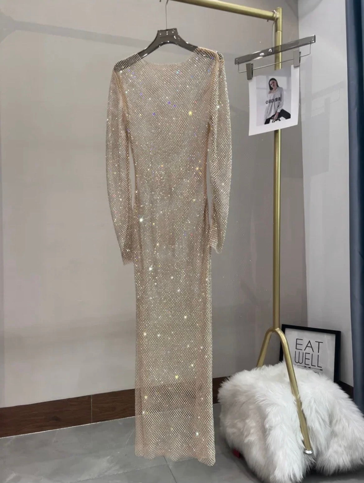 Robe Voile de Diamants – Résille Scintillante