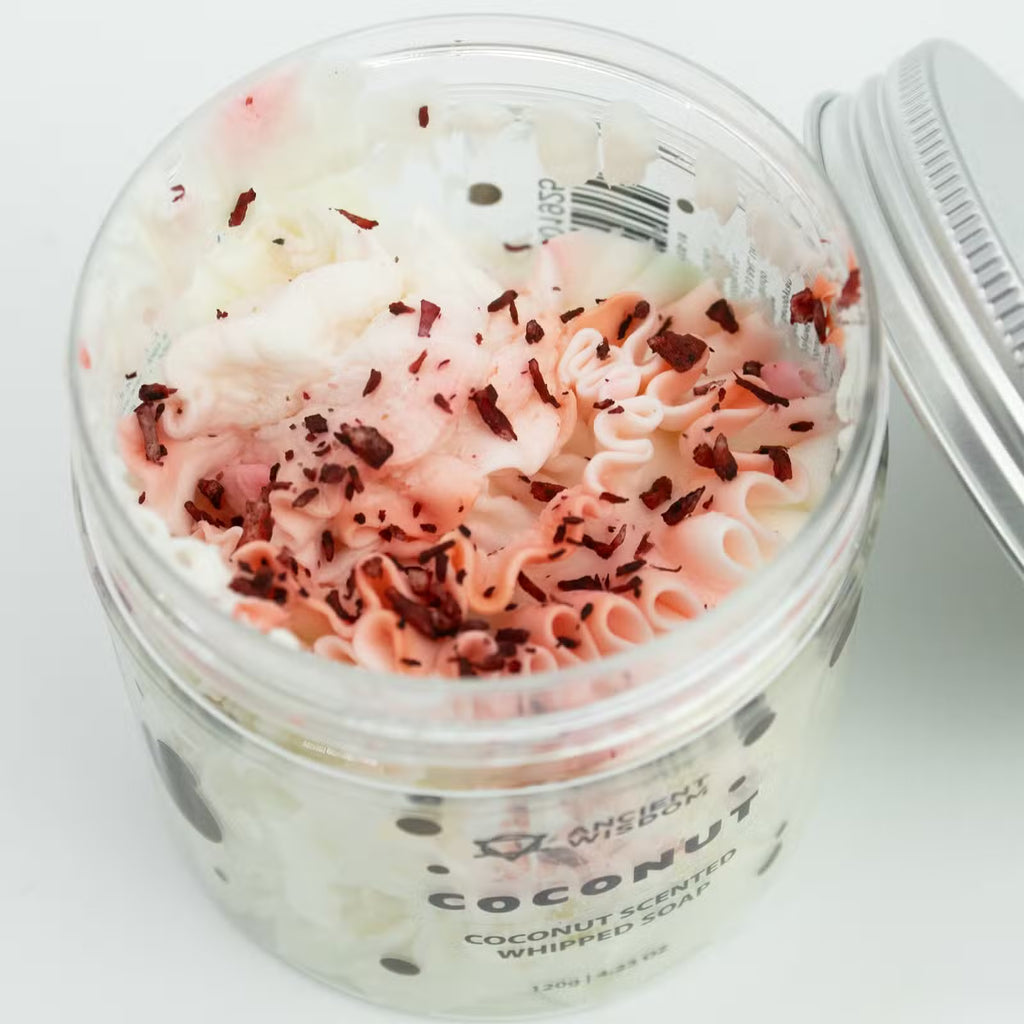 Écume de Nacre — Savon Fouetté à la Noix de Coco