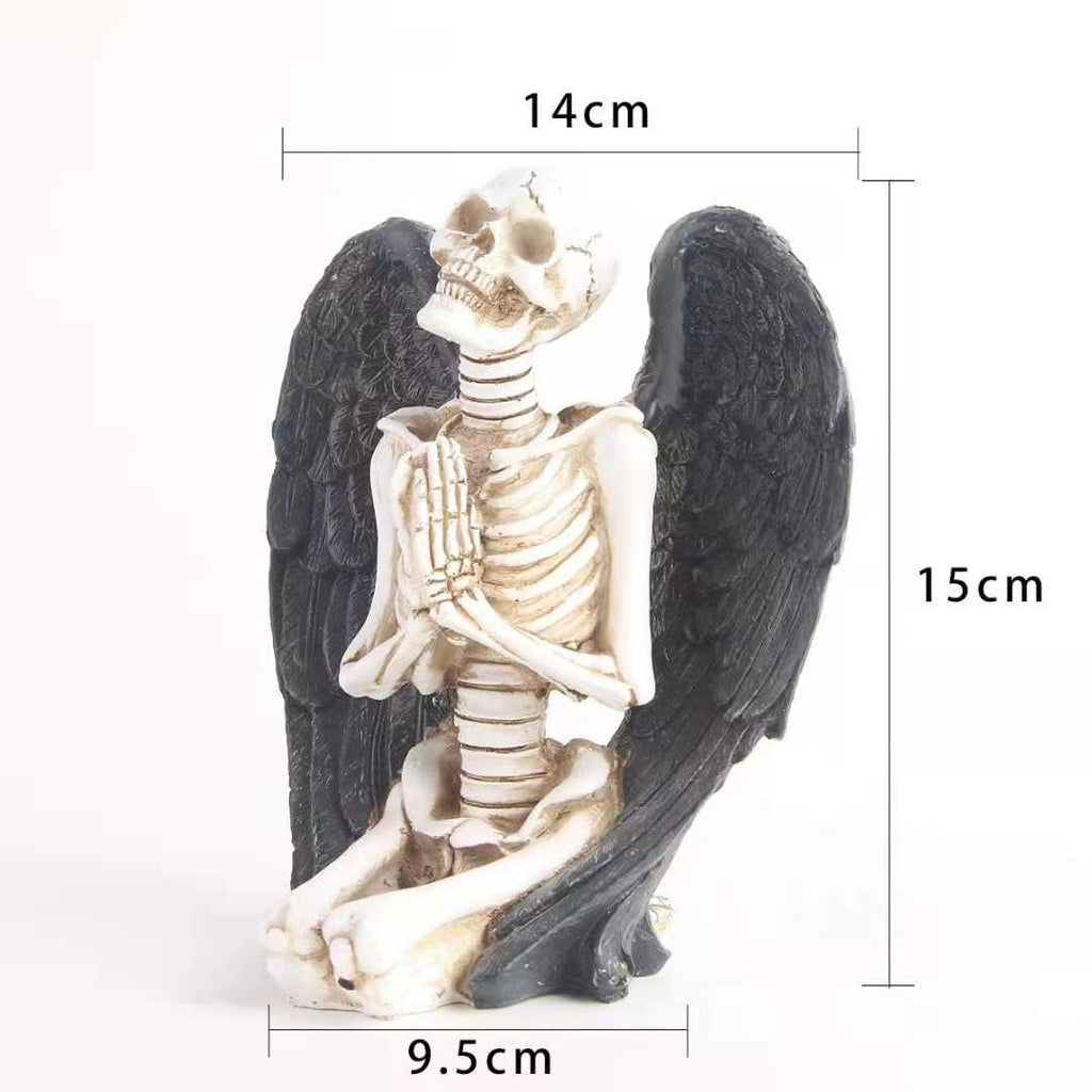 L’Ange Condamné — Figurine Squelette aux Ailes Noires