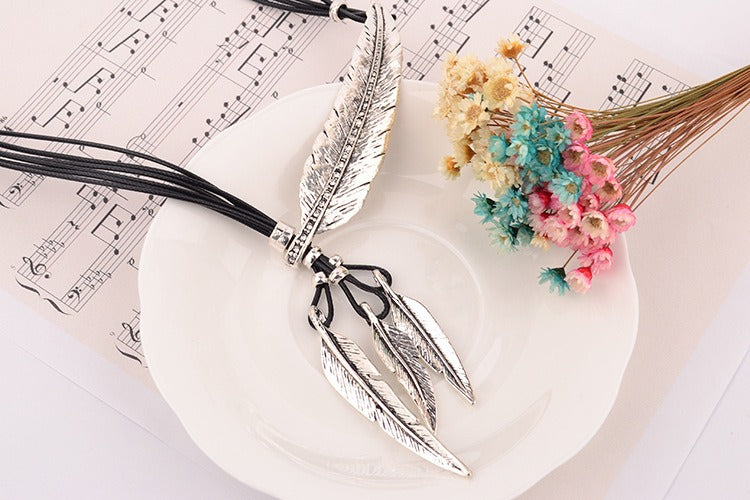 Collier Talisman des Plumes – Gypsy Witch