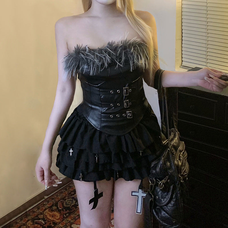 Bustier Gothique Noir Effet Cuir & Fourrure – Triple Boucles