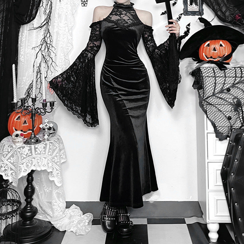 Robe Nocturne – Dentelle Noire & Manches Évasées Gothiques