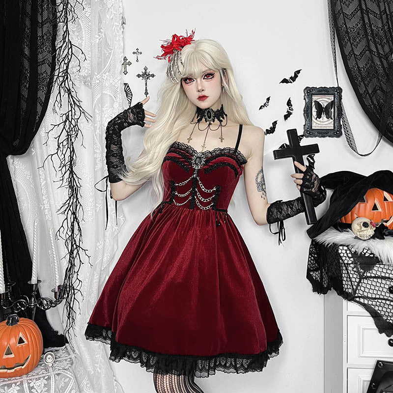🎪 La Dompteuse Écarlate — Robe Gothique à Chaînes