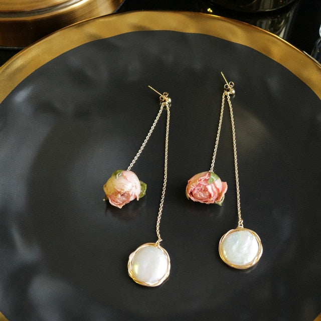 🌹 Les Perles de la Rose Engloutie — Boucles d’Oreilles Baroques