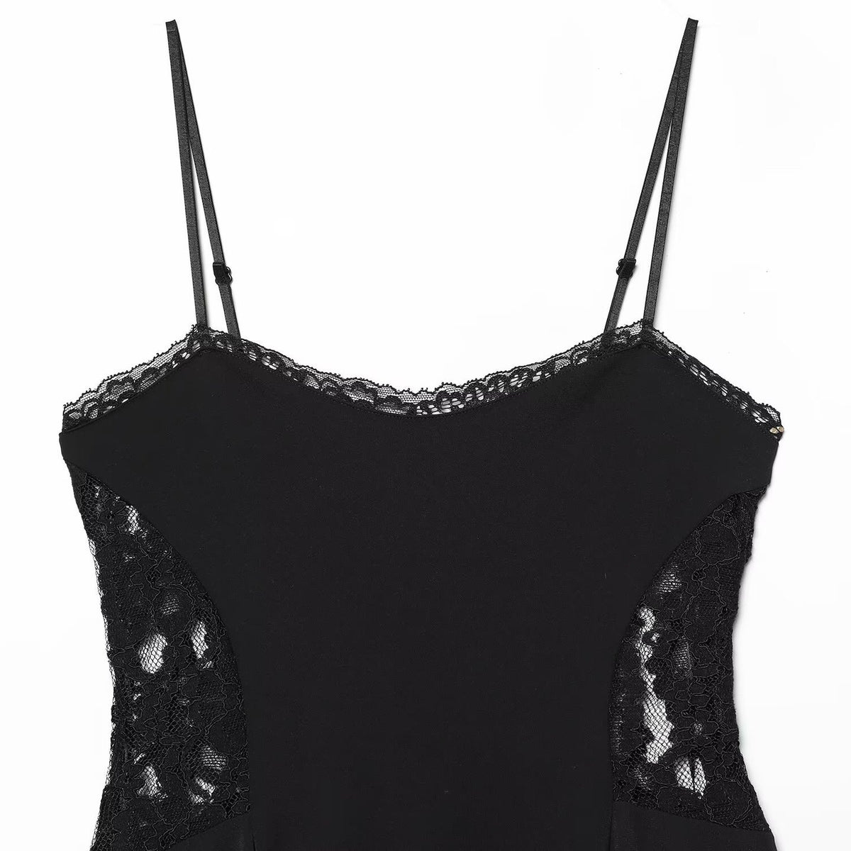 Robe Nocturne en Dentelle Noire – Shadow Lace