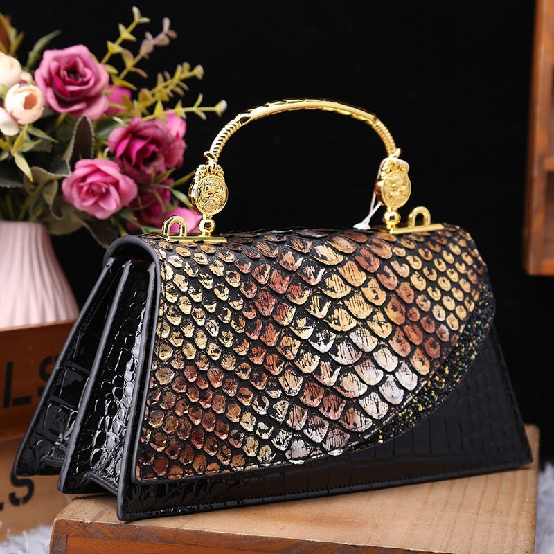 Sac Minaudière Art Déco aux Écailles Irisées