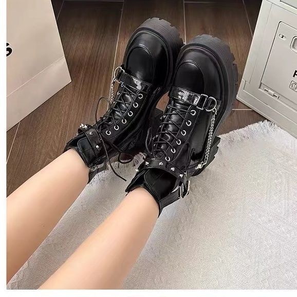 Bottines Gothiques à Chaîne – Semelle Épaisse Noire