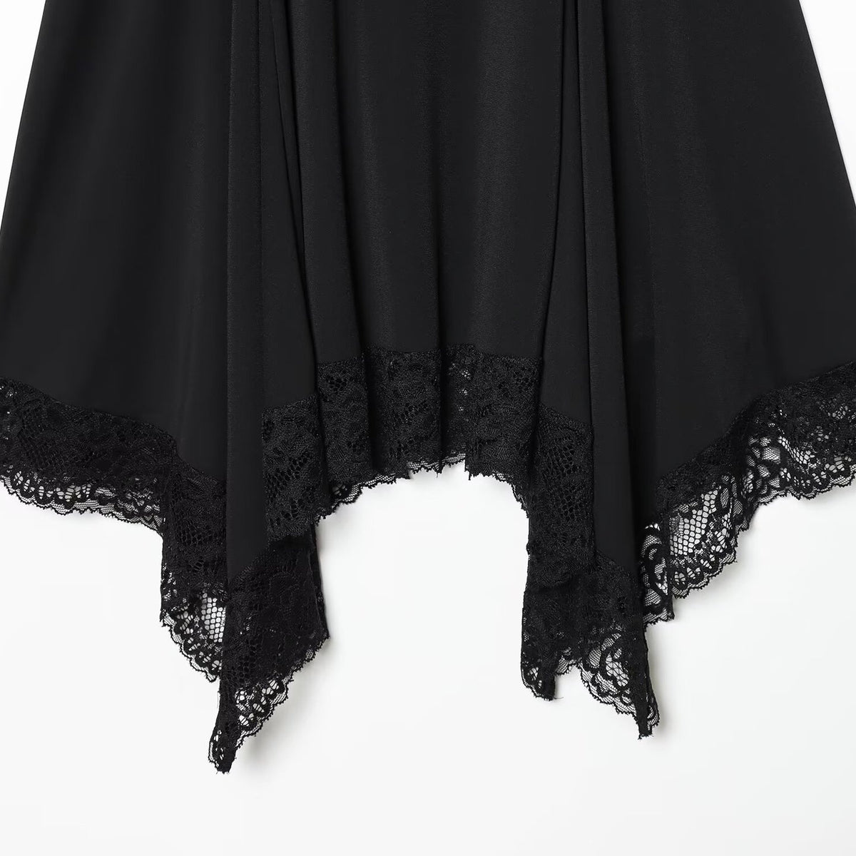 Robe Nocturne en Dentelle Noire – Shadow Lace