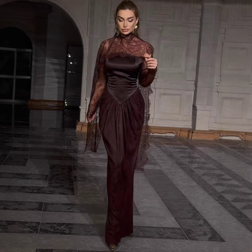 Robe de la Comtesse Écarlate – Dentelle & Élégance Vampirique