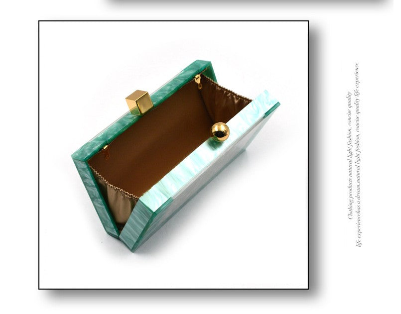 🌊 Minaudière Nacrée des Abysses – Sac de Soirée en Acrylique