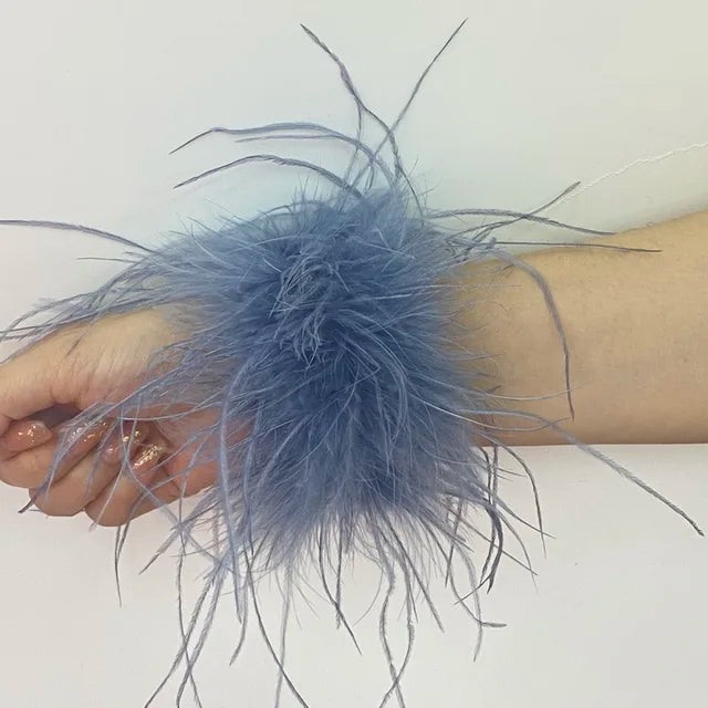Manchette de Plumes – Nuit de Cabaret