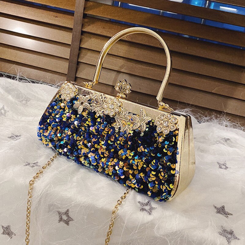 Clutch Baroque à Sequins & Cristaux – Éclat Nocturne